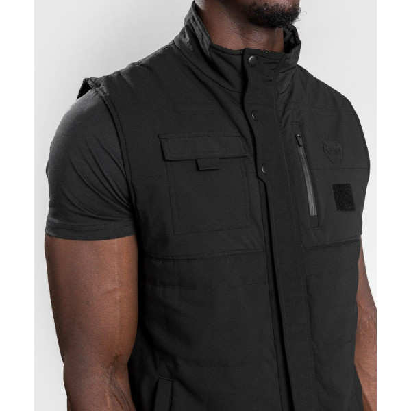 Жилет Venum Altitude Sleeveless Jacket Black
