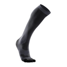 Компрессионные носки для бега 2XU