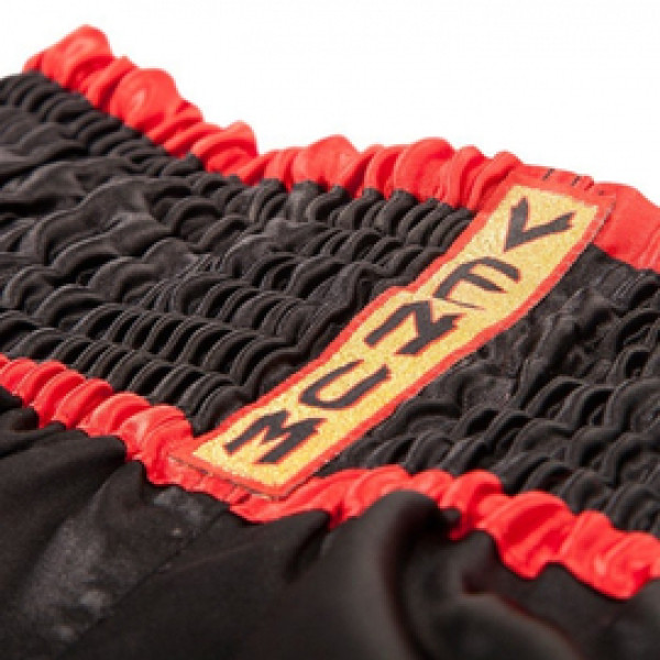 Тайские шорты Venum Chaiya Muay Thai Black Gold