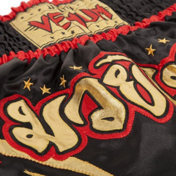 Тайские шорты Venum Chaiya Muay Thai Black Gold