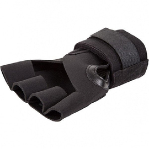 Накладки гелевые бинты Venum Gel Kontact Glove Wraps