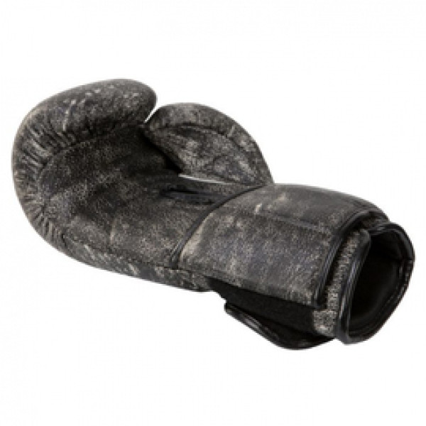Боксерские перчатки Title Distressed Glory Training Gloves