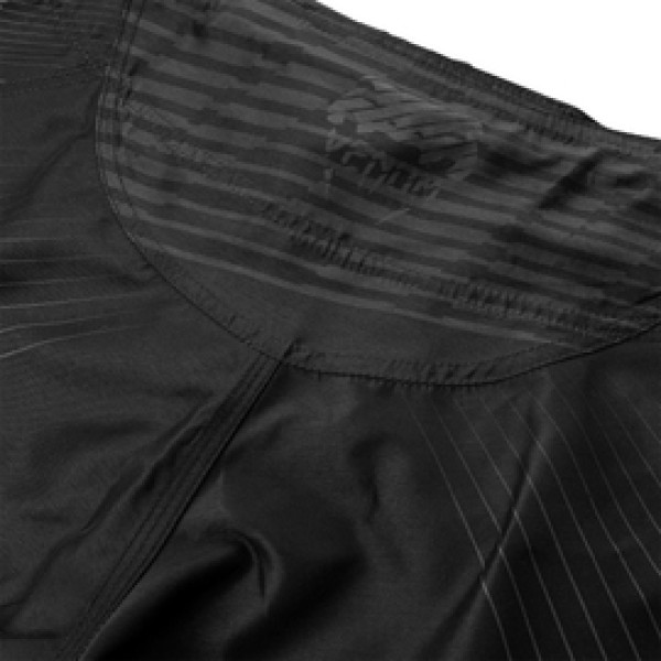 Шорты для MMA Venum Plasma Fightshorts Black Black