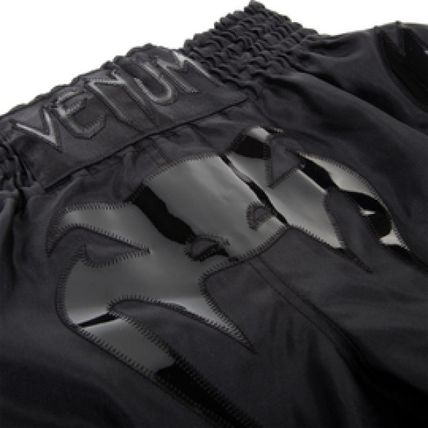 Шорты для тайского бокса Venum Bangkok Inferno Muay Thai Shorts Matte Black