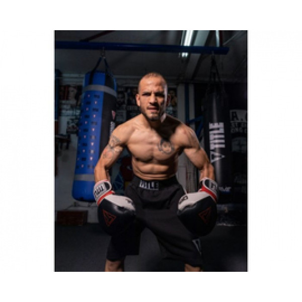 Боксерские перчатки Title GEL E-Series Training Gloves Black White