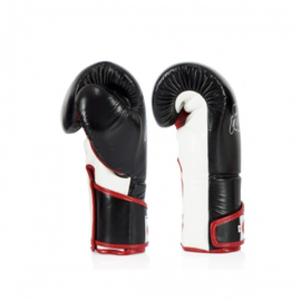 Боксерские перчатки Fairtex BGV6 Angular Sparring Boxing Gloves Black White Red