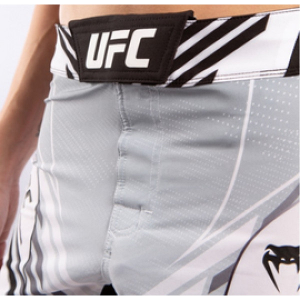 Легкие шорты для ММА Venum Authentic UFC FightNight Short Fit Pro Line White