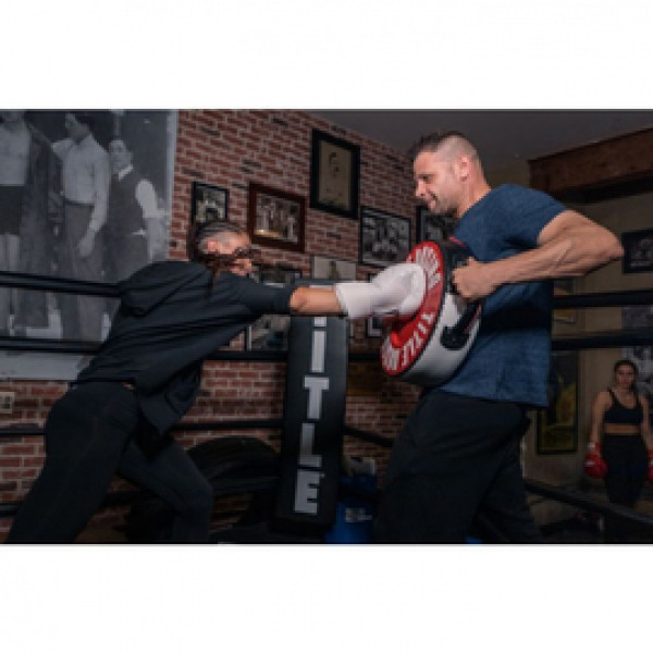 Боксерские перчатки Title White Training Gloves 2.0
