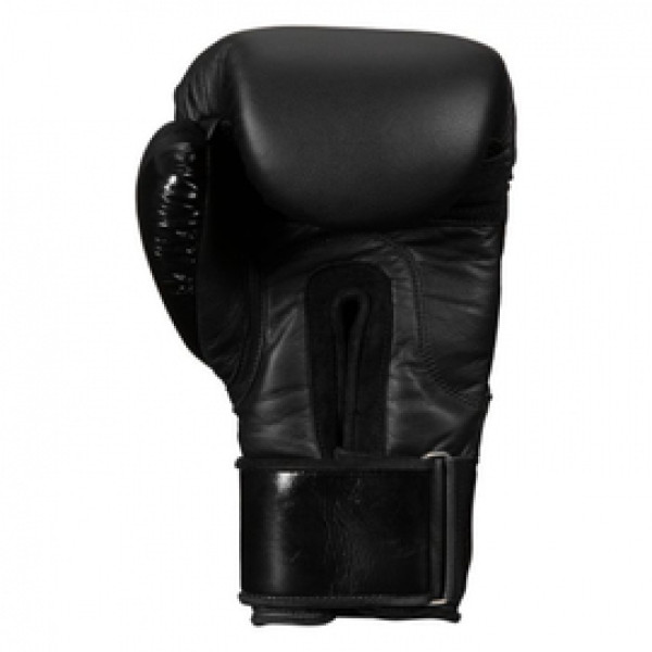Боксерские перчатки Title Black Heavy Bag Gloves 2.0
