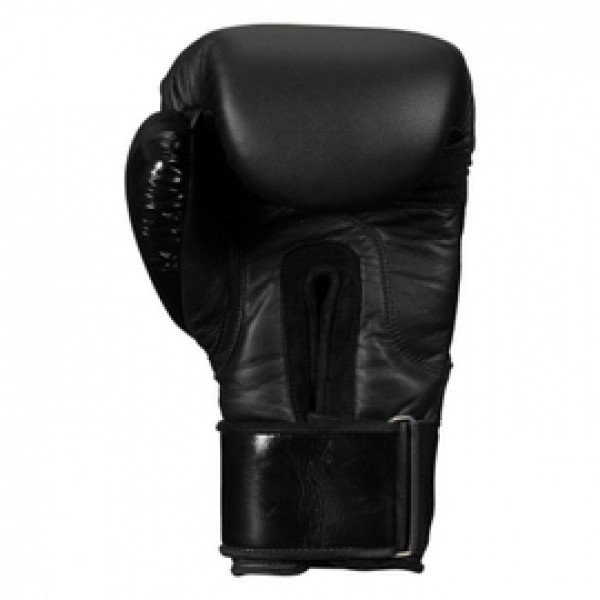 Боксерские перчатки Title Black Heavy Bag Gloves 2.0