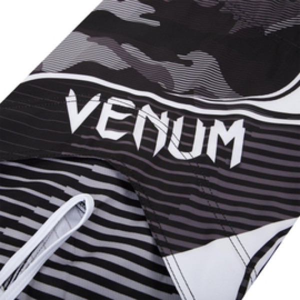 Шорты для MMA Venum Camo Hero Fightshorts White Black