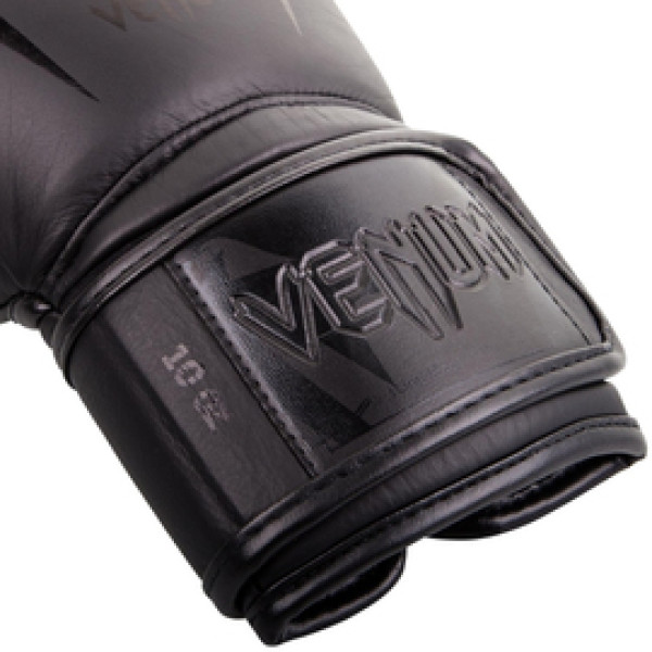 Боксерские перчатки Venum Giant 3.0 Boxing Gloves Black Black