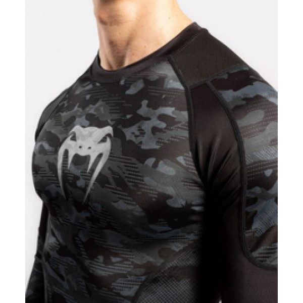 Рашгард Venum Defender Rashguard Long Sleeves Dark Camo