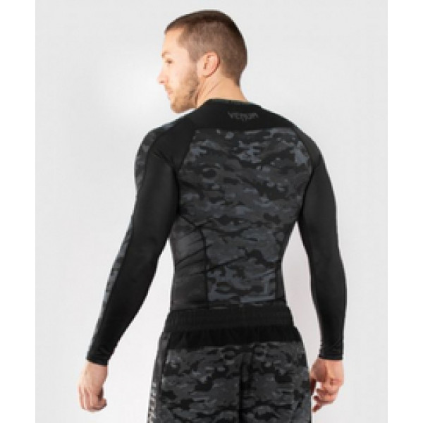 Рашгард Venum Defender Rashguard Long Sleeves Dark Camo