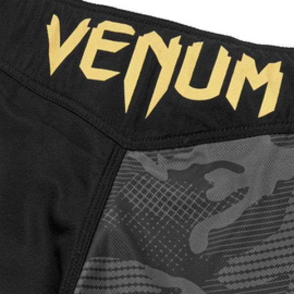Шорты для MMA Venum Light 3.0 Fightshorts Gold Black