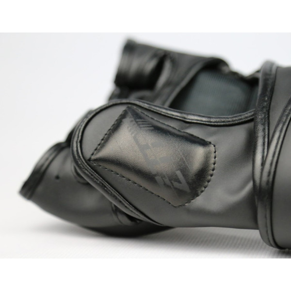 Перчатки ZTTY Undisputed MMA Gloves - Matte Black