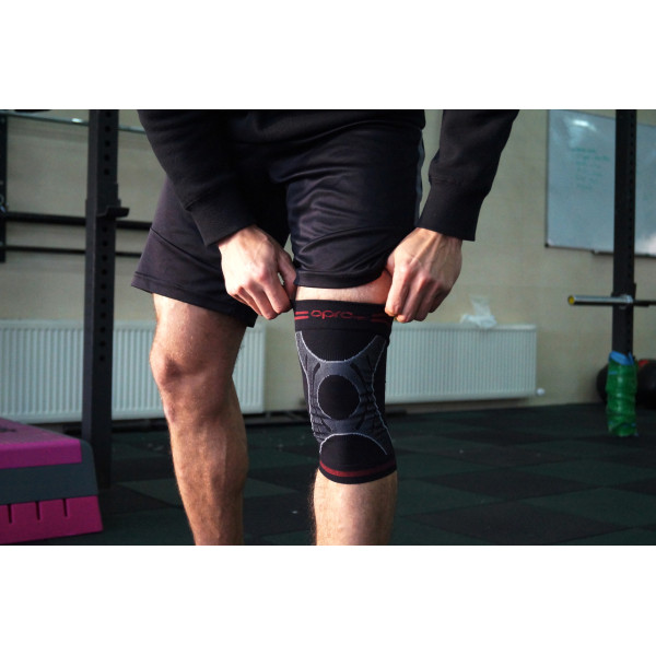 Наколінник спортивний OPROtec Knee Sleeve TEC5736-MD M Чорний