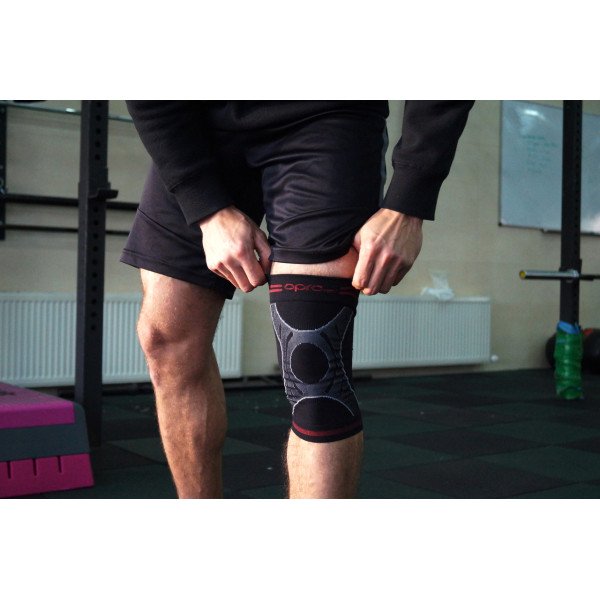 Наколінник спортивний OPROtec Knee Sleeve TEC5736-MD M Чорний