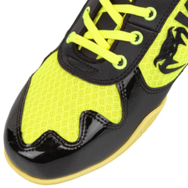 Боксерки Venum Giant Low VTC 2 Edition Boxing Shoes Neo Yellow Black