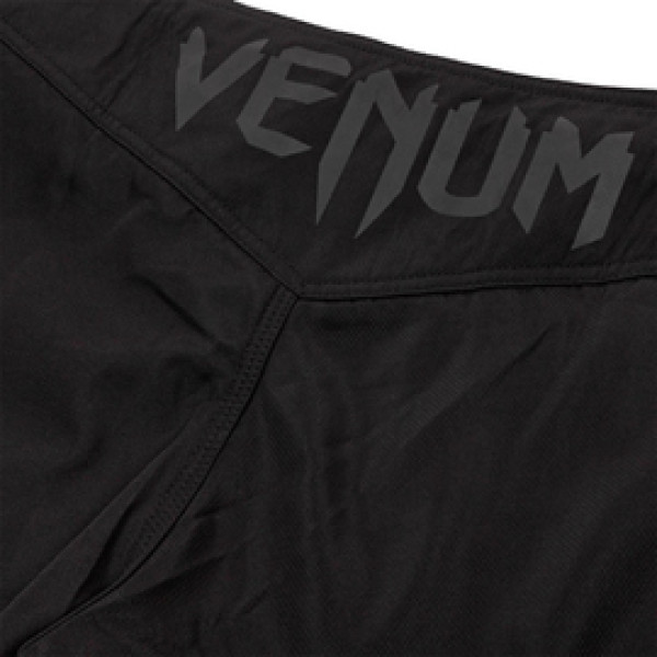 Шорты для MMA Venum Light 3.0 Fightshorts Black Black