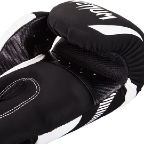 Боксерские перчатки Venum Impact Boxing Gloves Black/White