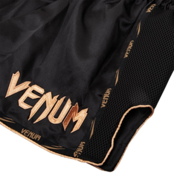 Шорты для тайского Venum Giant Muay Thai Shorts Black Gold