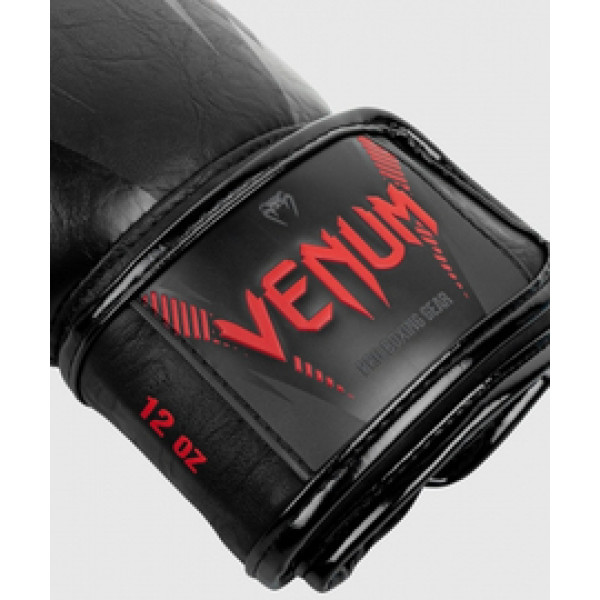Боксерские перчатки Venum Impact Boxing Gloves Black Red