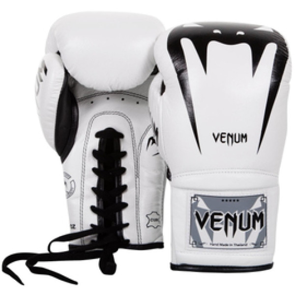 Боксерские перчатки Venum Giant 3.0 Boxing Gloves With Laces White