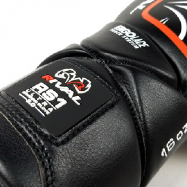 Боксерские перчатки Rival RS1 Pro Sparring Gloves 2.0 Black