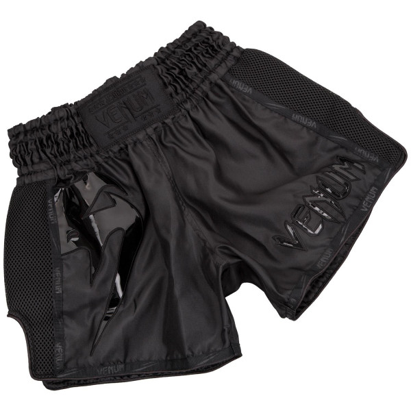 Шорты для тайского бокса Venum Giant Muay Thai Shorts Black Black