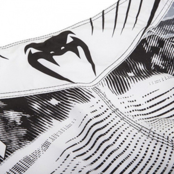 Шорты Venum Galactic Fightshorts White