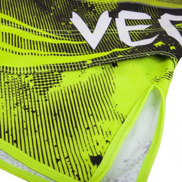 Шорты Venum Galactic Fightshorts Neo Yellow