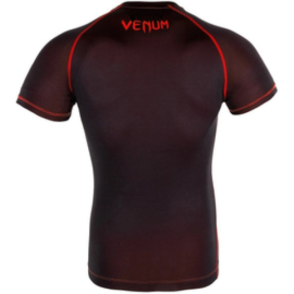 Компрессионная футболка Venum Contender 3.0 Compression T-shirt Short Sleeves Black/Red