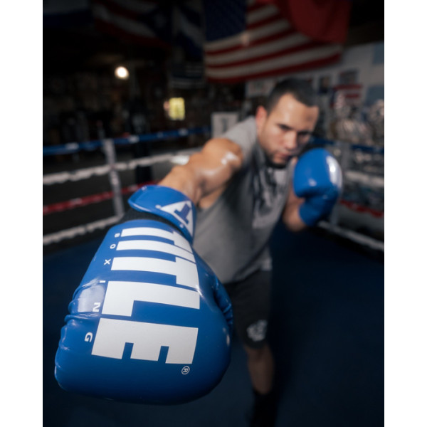 Боксерські рукавиці Title Boxing Inferno Intensity Elastic Training Gloves Blue White