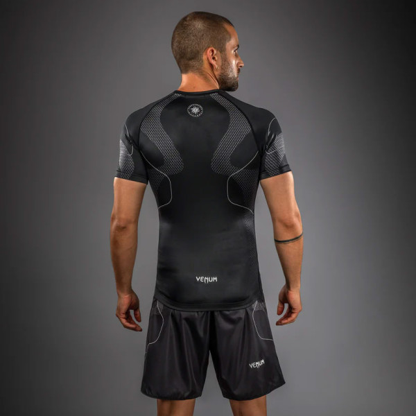Рашгард Venum Nexus Short Sleeve Rashguard Black Silver
