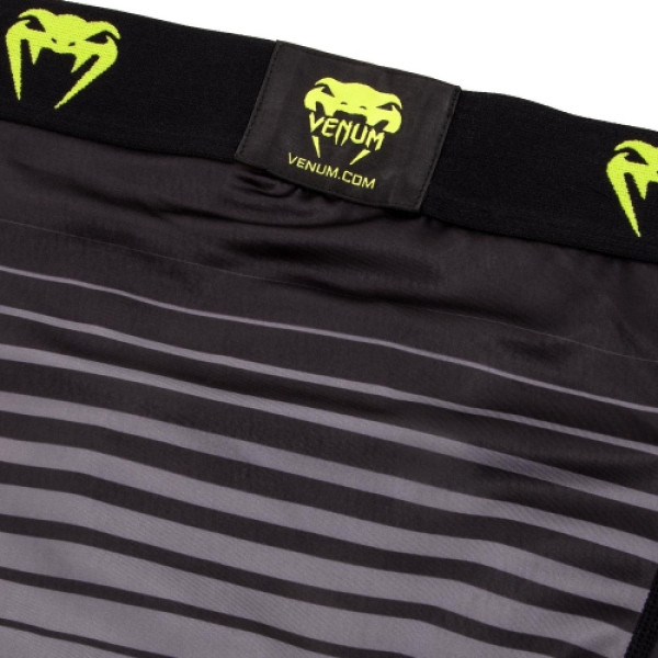 Компресійні шорти Venum Sharp 3.0 Vale Tudo Shorts Black Yellow