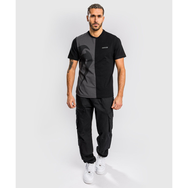 Футболка Venum Giant Split T-Shirt Black Grey