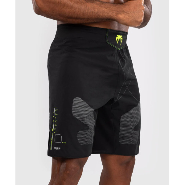 Спортивні шорти Venum Training Camp 4.0 Fight Short - Black/Neon Green