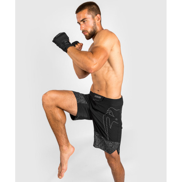 Шорти для MMA Venum Fightshorts Reflective Light 4.0 Black Black