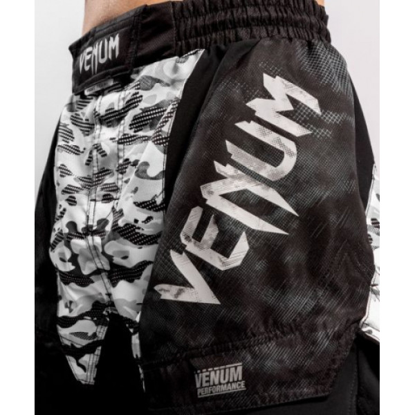 Шорти для MMA Venum Defender Fightshorts Urban Camo
