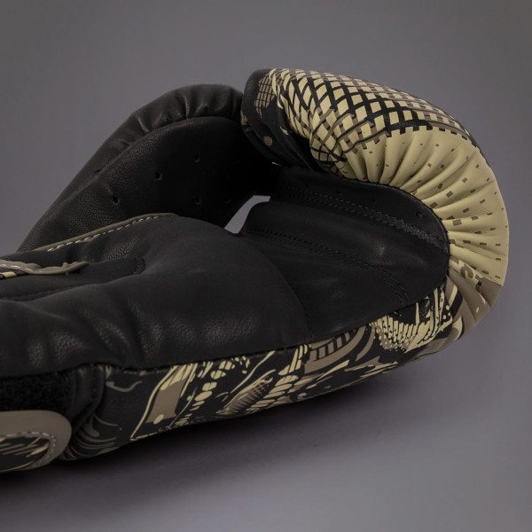 Боксерські рукавиці Venum Invader Boxing Gloves Black Sand