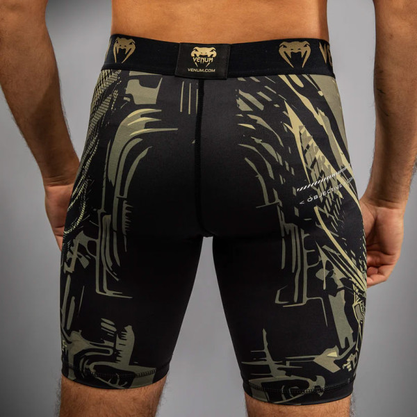 Компресійні шорти Venum Invader Vale Tudo Shorts Black Sand