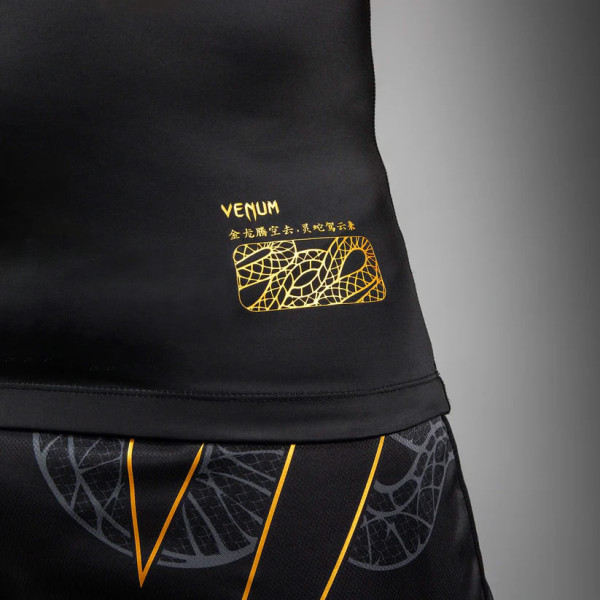 Рашгард Venum Serpenti Short Sleeve Rashguard Black Silver Gold
