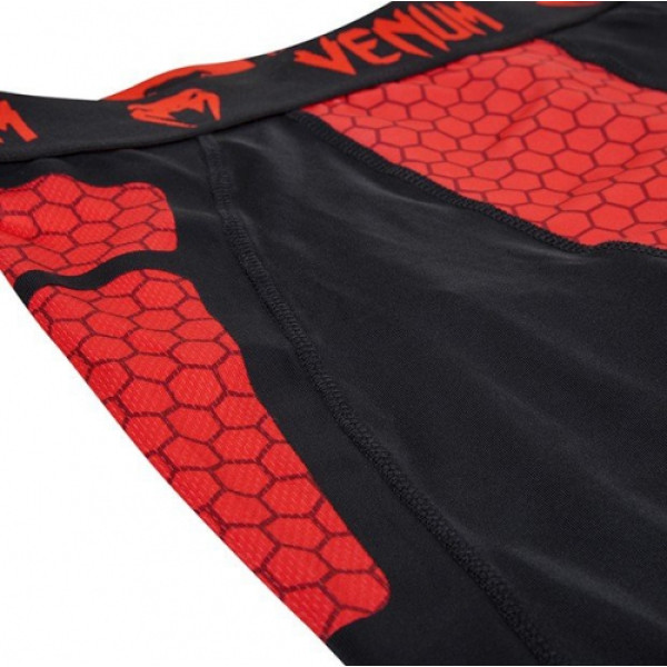 Компресійні шорти Venum Absolute Compression Shorts Red Devil