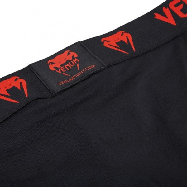 Компресійні шорти Venum Absolute Compression Shorts Red Devil