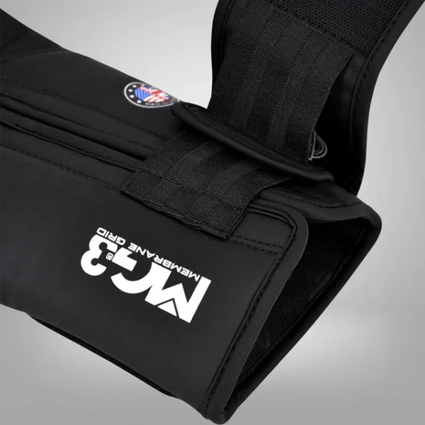 Боксерські рукавиці RDX F-17 Aura Plus Boxing Gloves Black Red