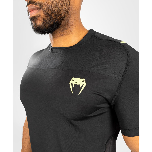Тренувальна футболка Venum Fusion 2.0 Men Dry Tech T-Shirt Black Yellow
