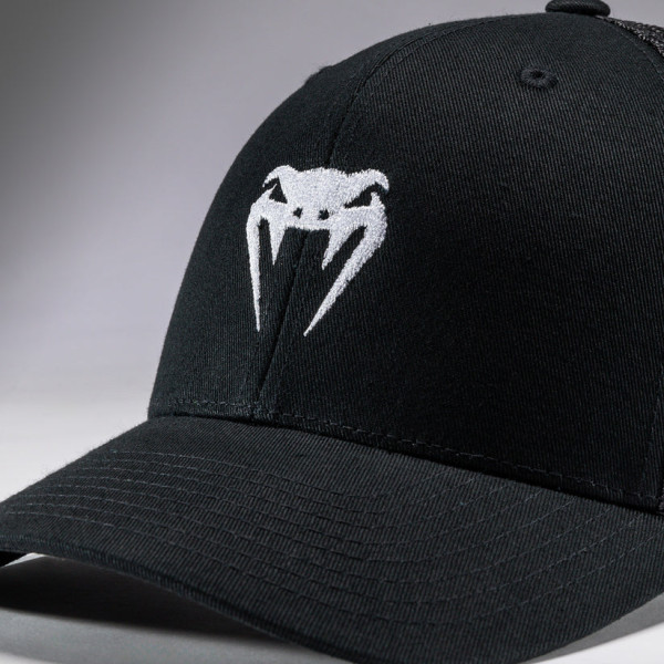 Бейсболка Venum Trucker Cap Black