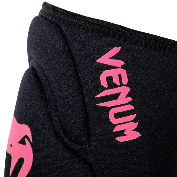 Наколінники Venum Kontact Gel Knee Pad Black Neo Pink