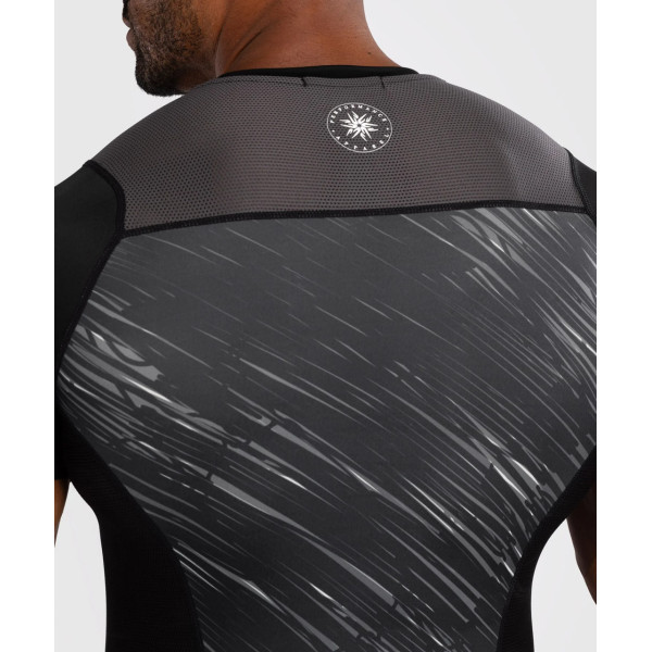 Рашгард Venum Rapid Short Sleeve Rashguard - Black/Storm Grey